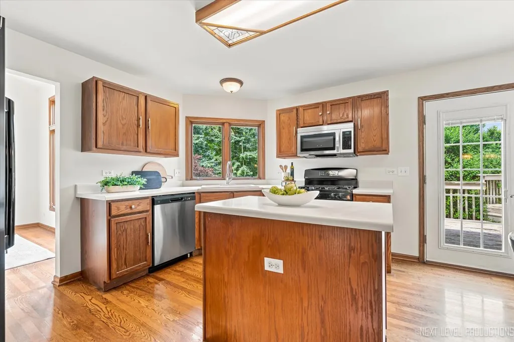 1360 Farmstead Lane Bolingbrook IL 60490