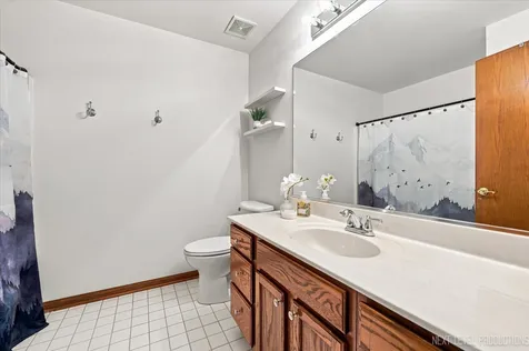 1360 Farmstead Lane Bolingbrook IL 60490