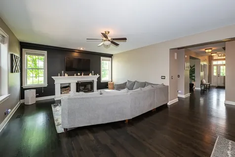 2284 Clearbrook Court Wauconda IL 60084