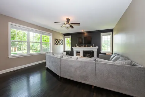 2284 Clearbrook Court Wauconda IL 60084