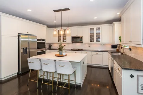 2284 Clearbrook Court Wauconda IL 60084