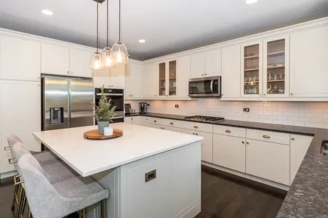 2284 Clearbrook Court Wauconda IL 60084