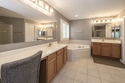2284 Clearbrook Court Wauconda IL 60084