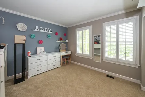 2284 Clearbrook Court Wauconda IL 60084