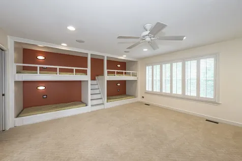 2284 Clearbrook Court Wauconda IL 60084