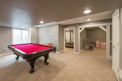 2284 Clearbrook Court Wauconda IL 60084