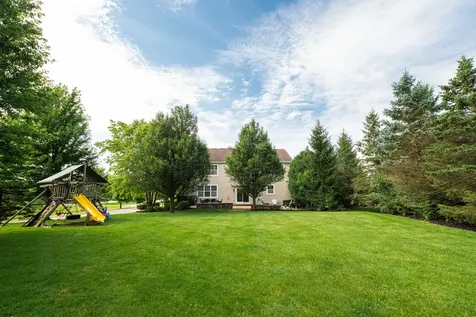 2284 Clearbrook Court Wauconda IL 60084