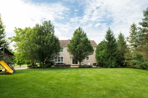 2284 Clearbrook Court Wauconda IL 60084