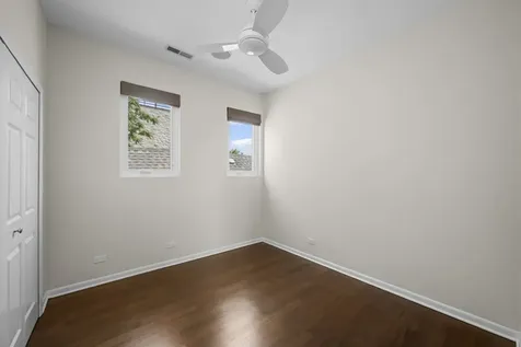 876 North Hermitage Avenue Chicago IL 60622