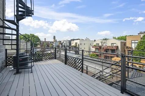 876 North Hermitage Avenue Chicago IL 60622