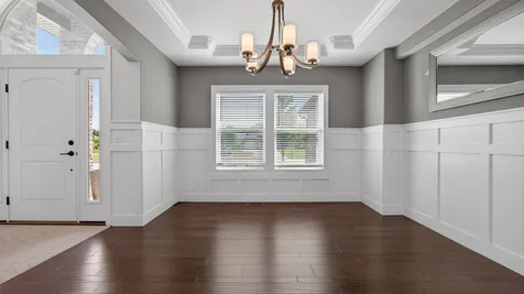 8 Flint Court Bloomington IL 61705