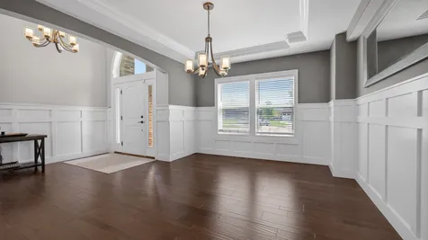 8 Flint Court Bloomington IL 61705