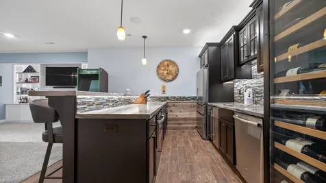 8 Flint Court Bloomington IL 61705