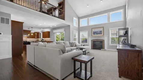 8 Flint Court Bloomington IL 61705