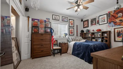 8 Flint Court Bloomington IL 61705