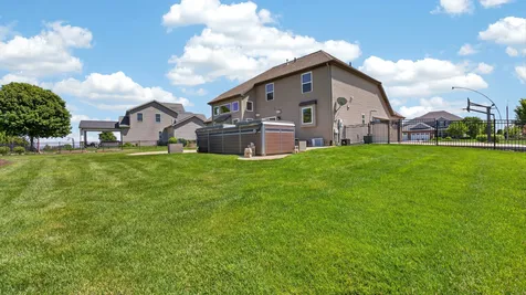 8 Flint Court Bloomington IL 61705