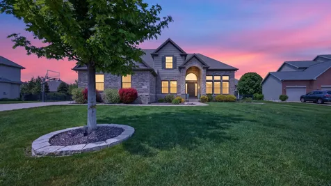 8 Flint Court Bloomington IL 61705