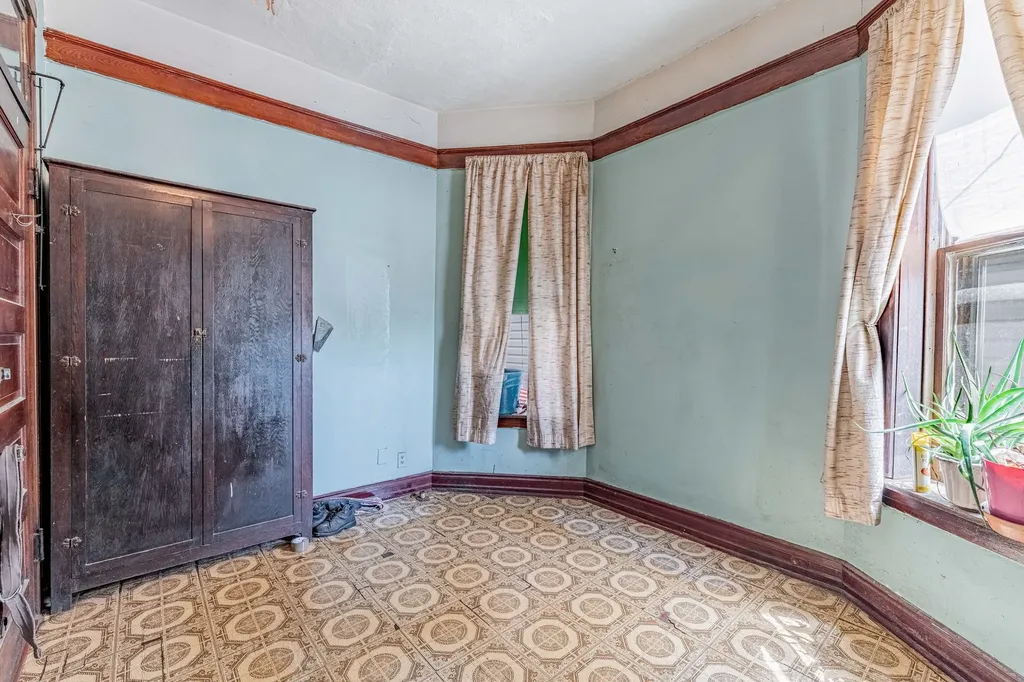 1627 North Kedzie Avenue Chicago IL 60647