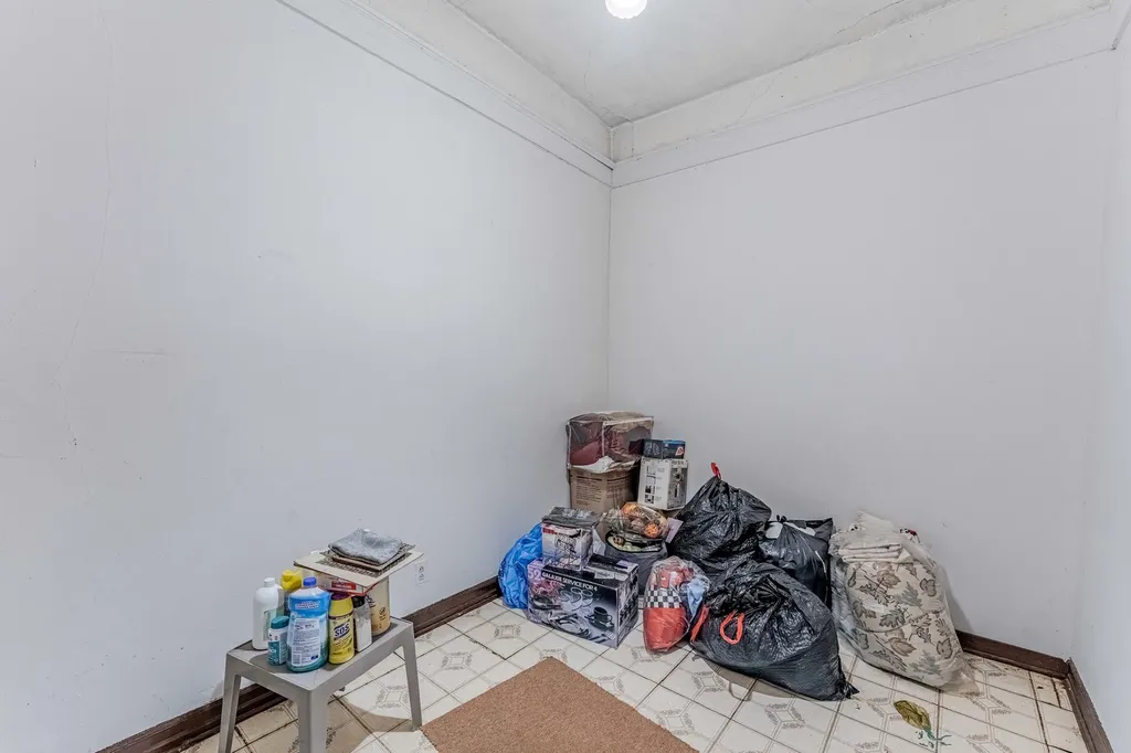 1627 North Kedzie Avenue Chicago IL 60647