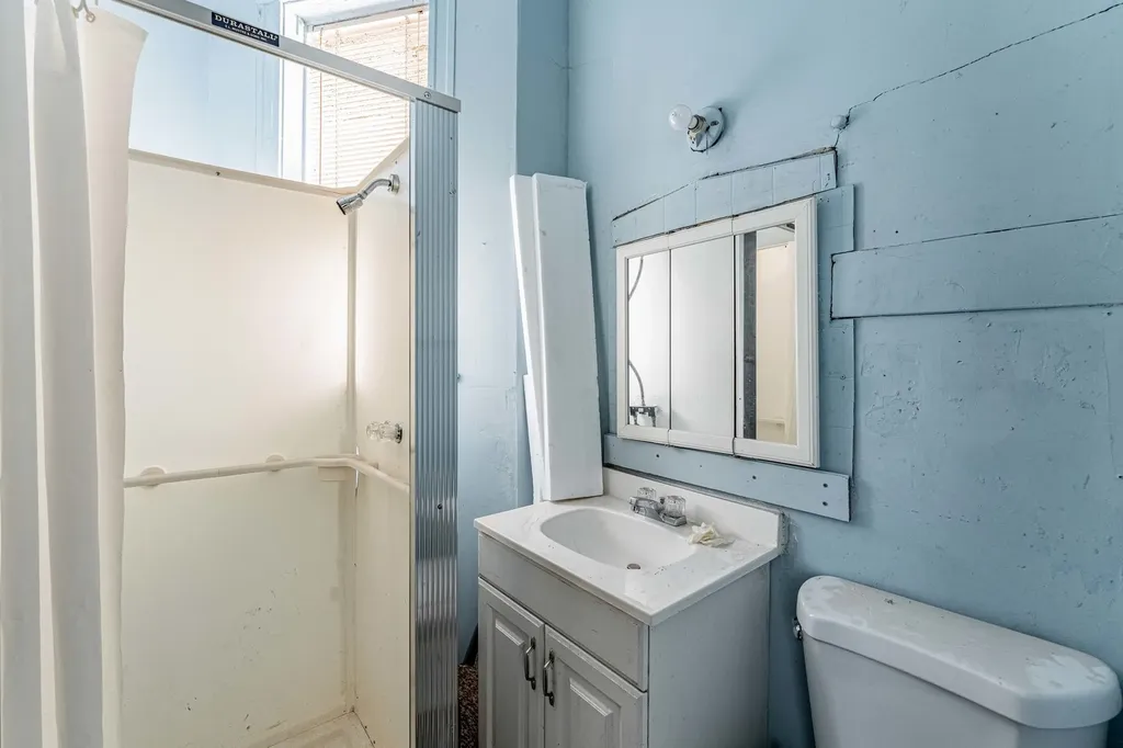 1627 North Kedzie Avenue Chicago IL 60647
