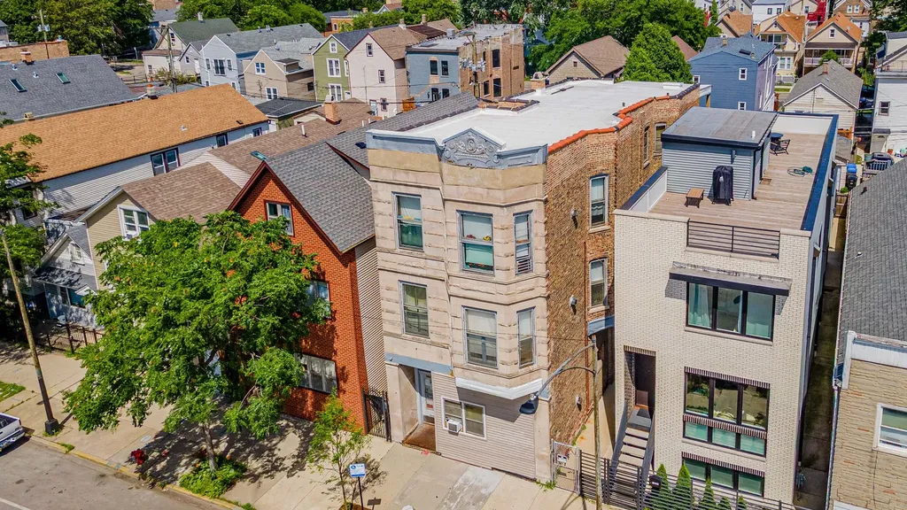 1627 North Kedzie Avenue Chicago IL 60647