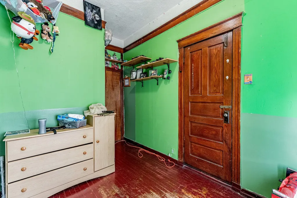 1627 North Kedzie Avenue Chicago IL 60647