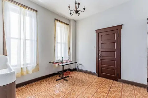 1627 North Kedzie Avenue Chicago IL 60647