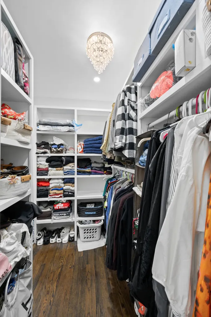 4436 North Malden Street Chicago IL 60640
