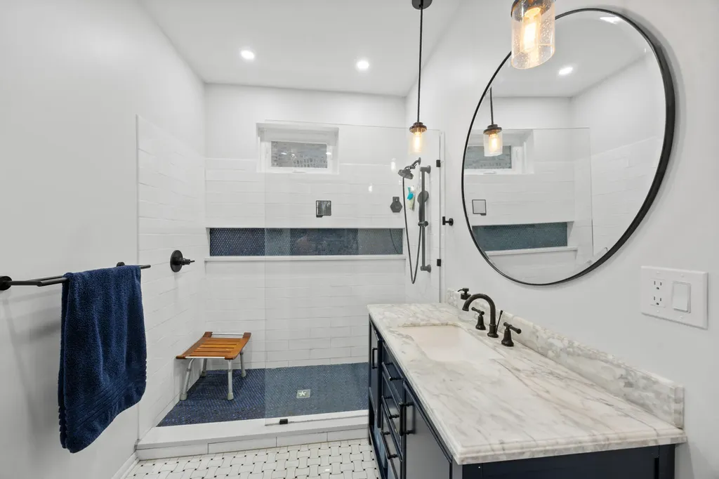 4436 North Malden Street Chicago IL 60640
