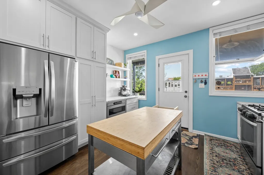 4436 North Malden Street Chicago IL 60640
