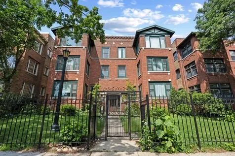 4436 North Malden Street Chicago IL 60640