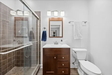 4436 North Malden Street Chicago IL 60640