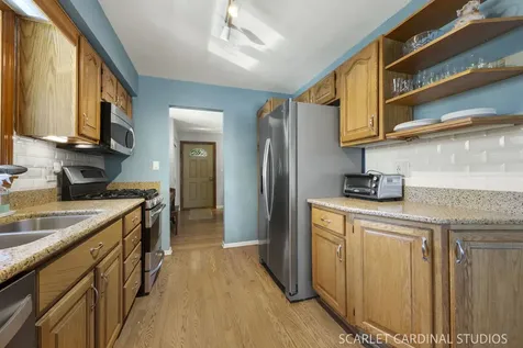 363 Marion Avenue Glen Ellyn IL 60137