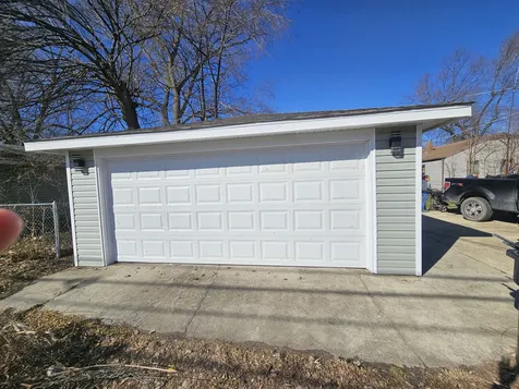 15229 Honore Avenue Harvey IL 60426