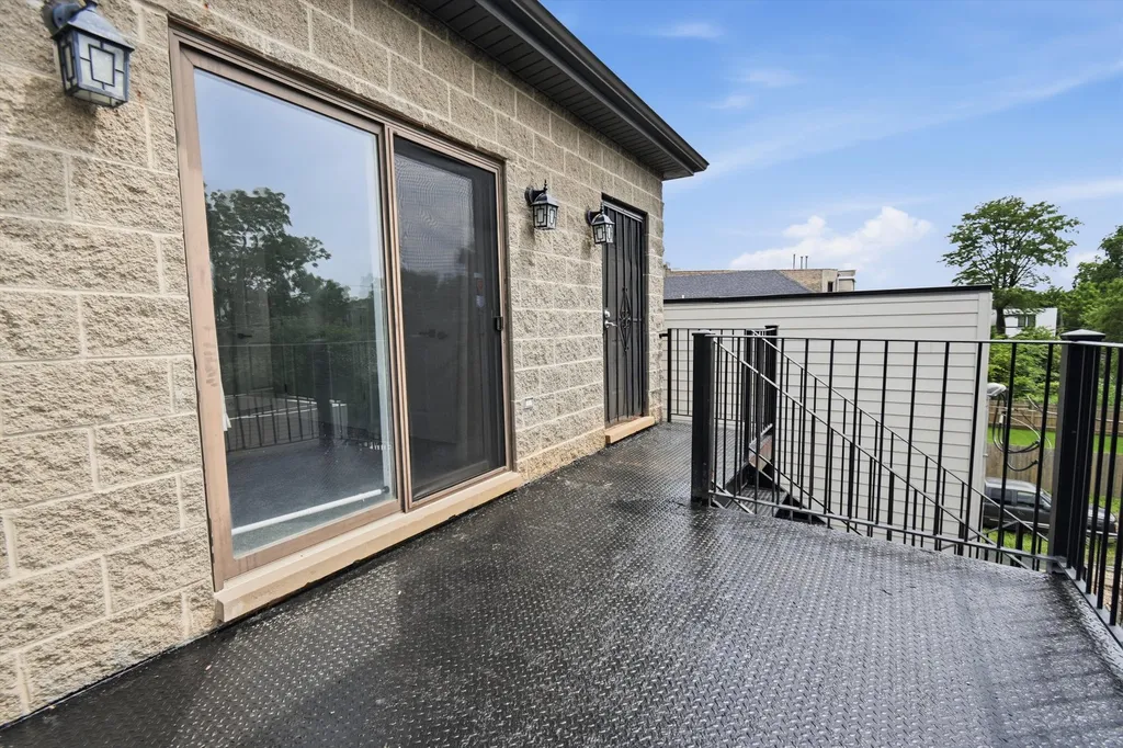 6534 South Kimbark Avenue Chicago IL 60637