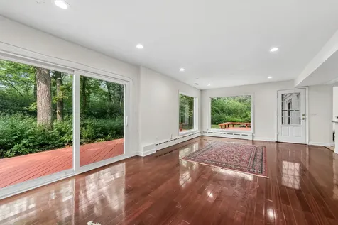 2910 Cherokee Lane Riverwoods IL 60015