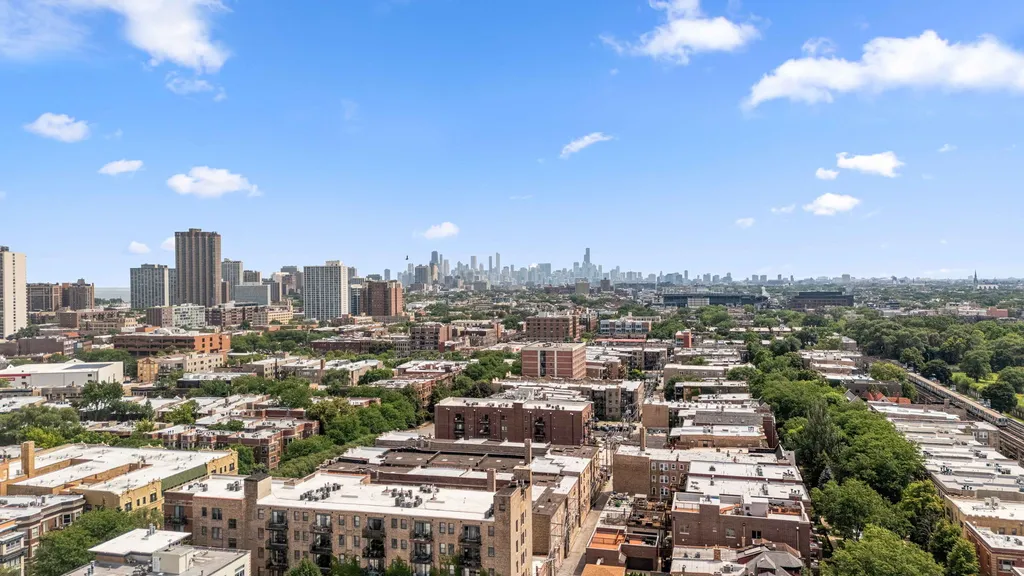 4214 North Kenmore Avenue Chicago IL 60613