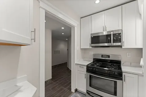4214 North Kenmore Avenue Chicago IL 60613