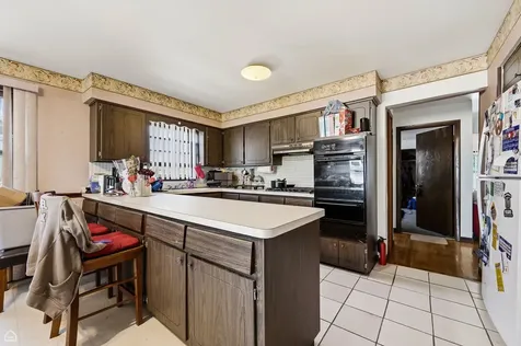 1860 State Street Calumet City IL 60409