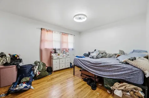 1860 State Street Calumet City IL 60409
