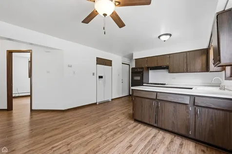 1860 State Street Calumet City IL 60409