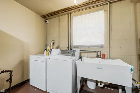1860 State Street Calumet City IL 60409