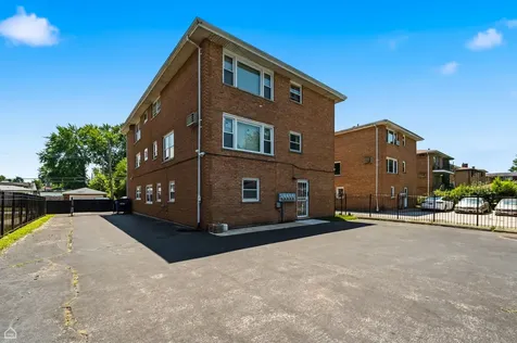 1860 State Street Calumet City IL 60409