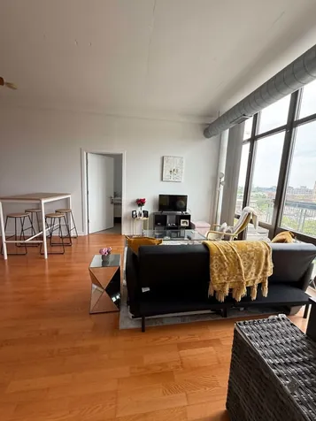 1000 North Kingsbury Street Chicago IL 60610
