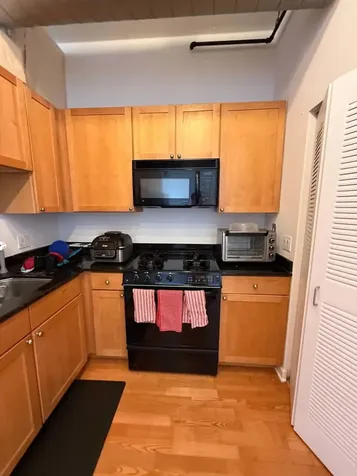1000 North Kingsbury Street Chicago IL 60610