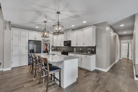 3709 39TH Street Court Moline IL 61265