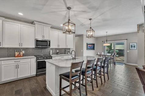 3709 39TH Street Court Moline IL 61265