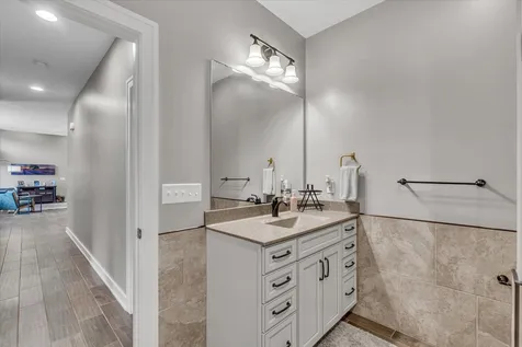 3709 39TH Street Court Moline IL 61265