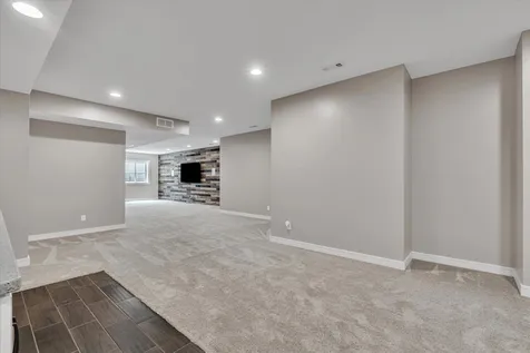 3709 39TH Street Court Moline IL 61265