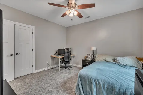3709 39TH Street Court Moline IL 61265